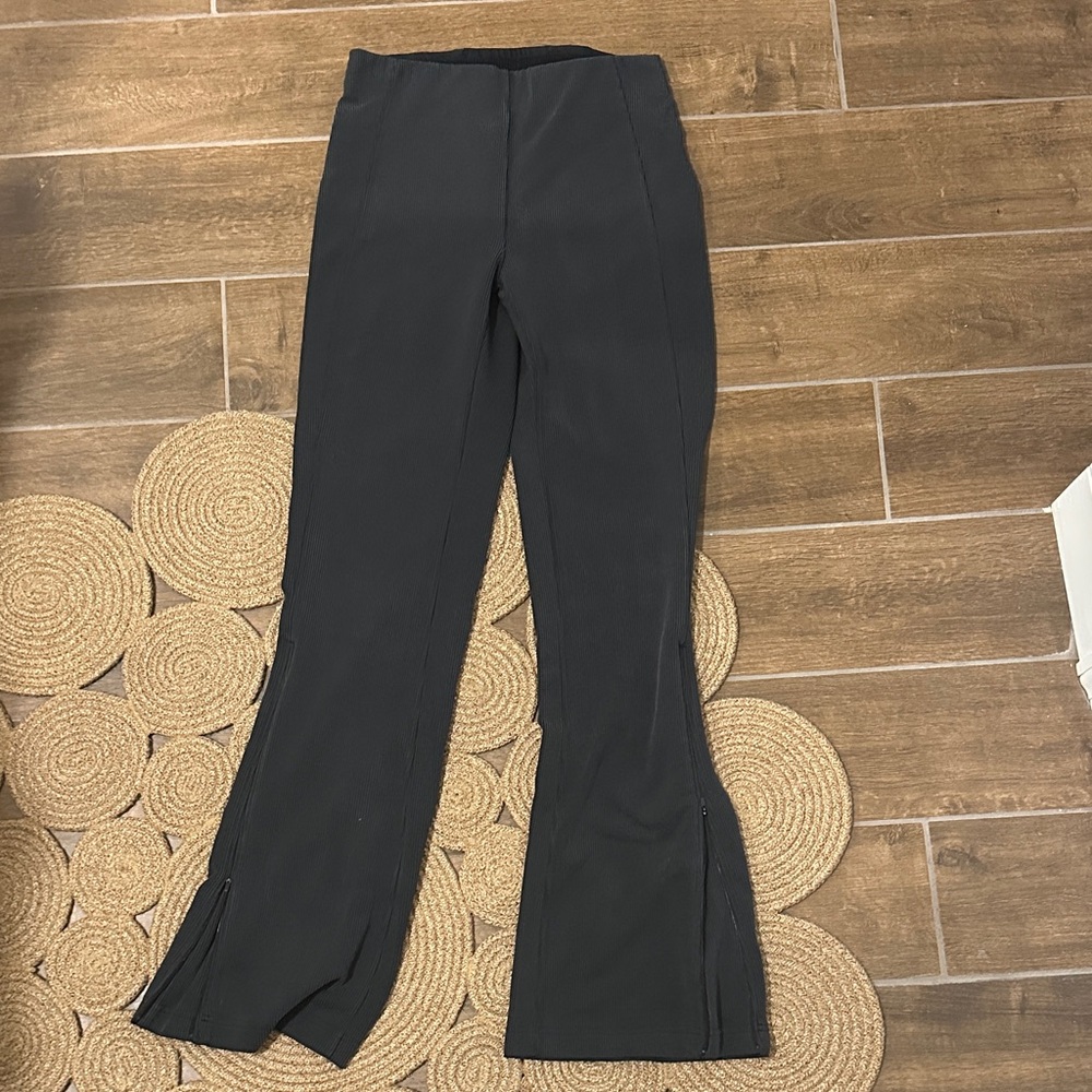 Lululemon Soft Stream Ribbed Leggings Black Flared with Zippers at the Flair